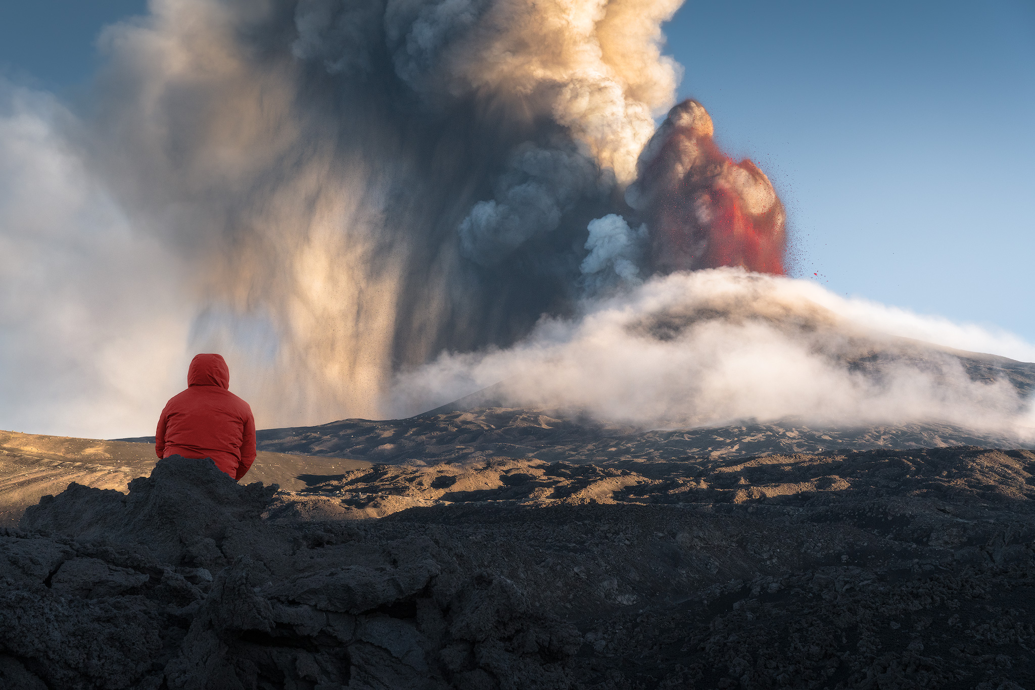 Mount Etna paroxysm photographed on July 4th 2024 by Fabrizio Vinciguerra